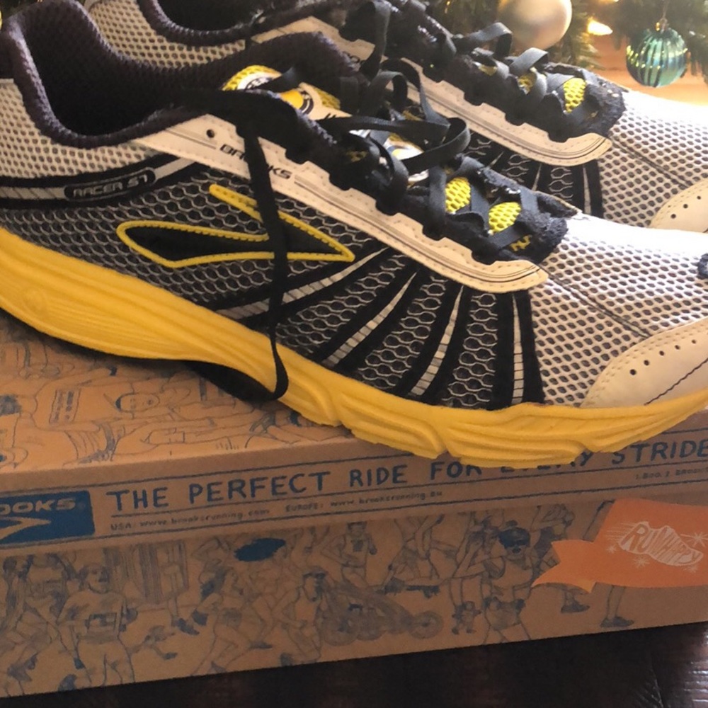 Brooks men’s running shoe